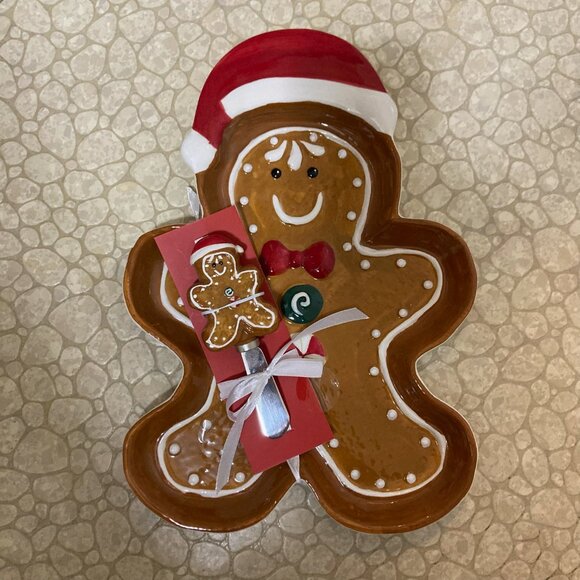 Other - Gingerbread Man Holiday Tray with Spread Knife NEW